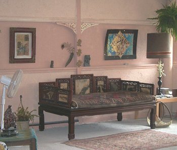 ecoshelter2.jpg, 23821 bytes, 4/17/01