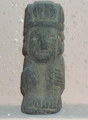 statue.jpg, 24607 bytes, 4/17/01